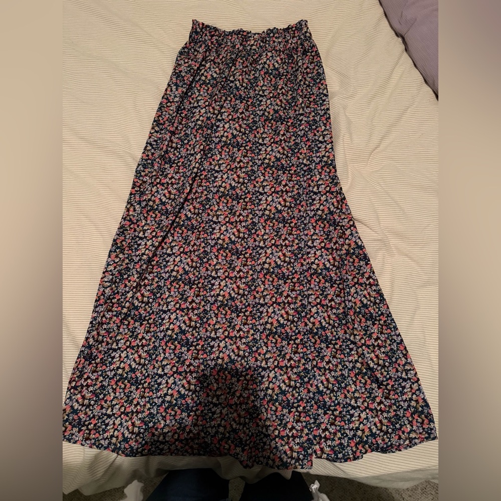 Minimum Floral Print Maxi Skirt
